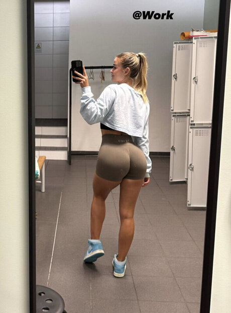 lifting toni onlyfans nude leaked