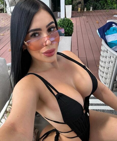 Sara Gonzales only fans pics