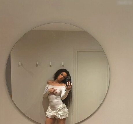 Eleni Foureira onlyfans leaked nude