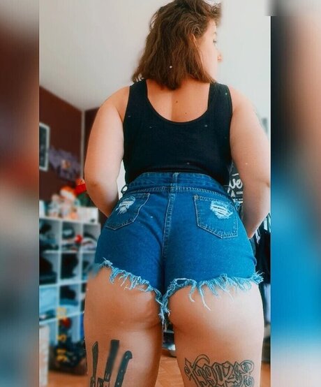 xlenaa official onlyfans nudes