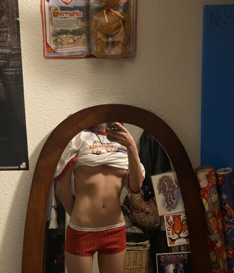 intrnlbleedin onlyfans exposed