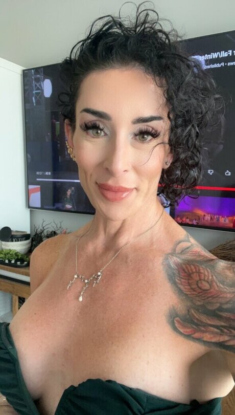 Gabbi Tuft onlyfans pics nude