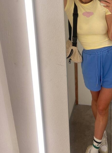 alina dmlr Profile image