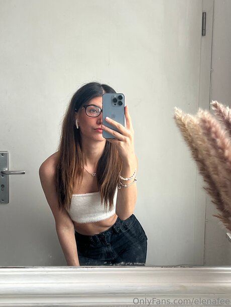 Elenafee onlyfans nsfw