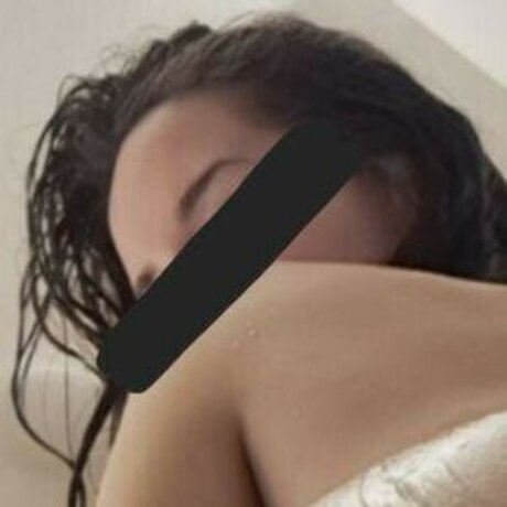 virlyana onlyfans content leaked