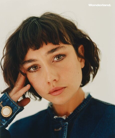 Sydney Chandler onlyfans naked pics