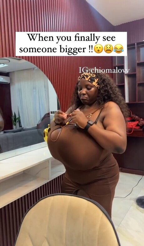 Busty Vivian onlyfans nude pics