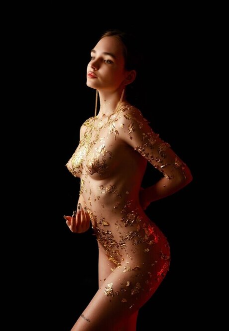 Kamilla Manina onlyfans nude leaks