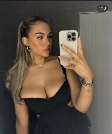 Ellie Williamson leaked onlyfans pictures