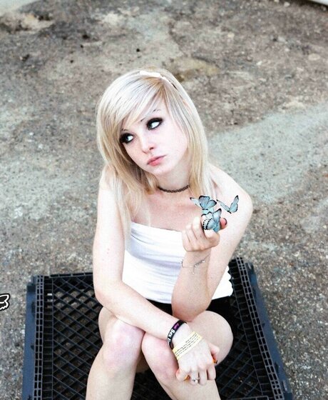 Shauna Dean Cokeland onlyfans leaked photos