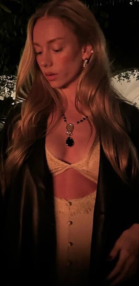 milf cosplay onlyfans hot naked pic