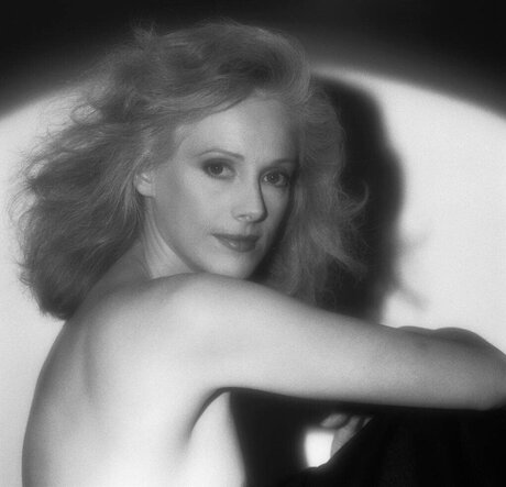 Sondra Locke naked onlyfans leak