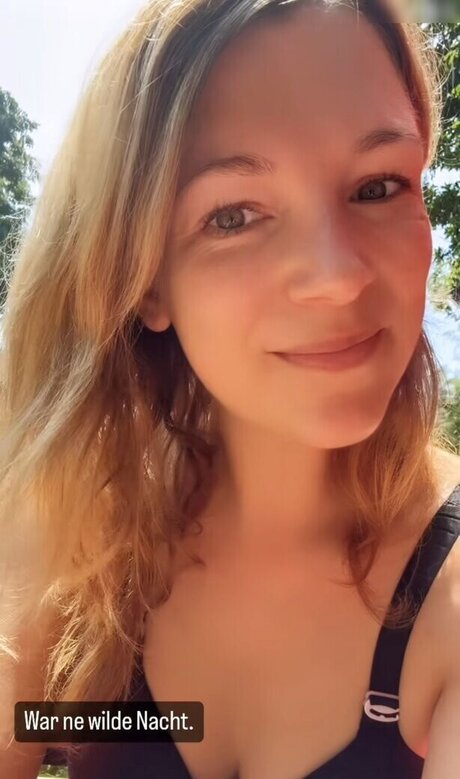 Iris Mareike Steen sexy onlyfans