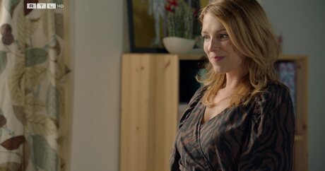 Iris Mareike Steen nude onlyfans pics