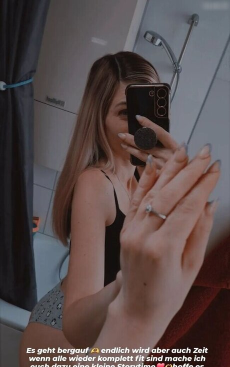 its sunny93 onlyfans leak naked