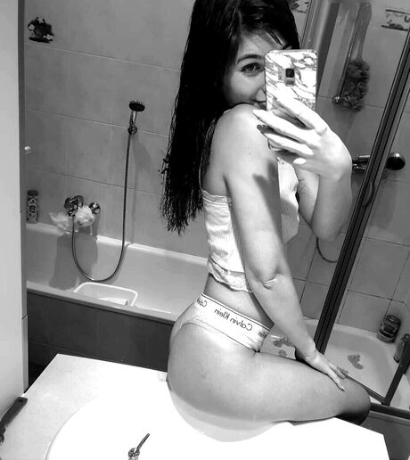 its sunny93 onlyfans leaks