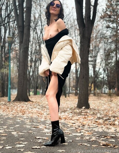 dutch onlyfans free nude illustration