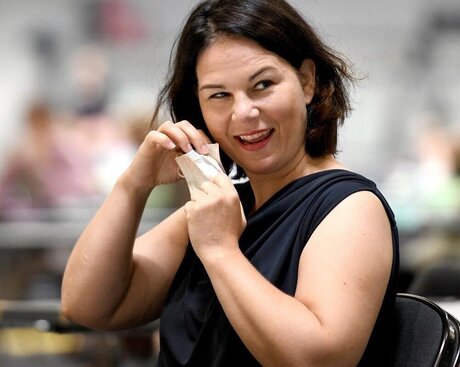 Annalena Baerbock xxx onlyfans