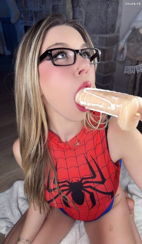 Dessyyc Dessy leak onlyfans nude