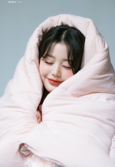 female asian onlyfans sexy nude pics