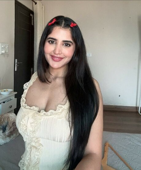 Rachel Sharma nude leaks onlyfans