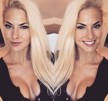 Isi Gl ck topless onlyfans