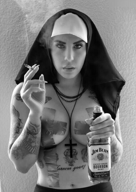 Kate Merlan  snapshot