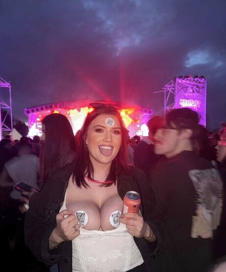 sophoalicexo onlyfans model