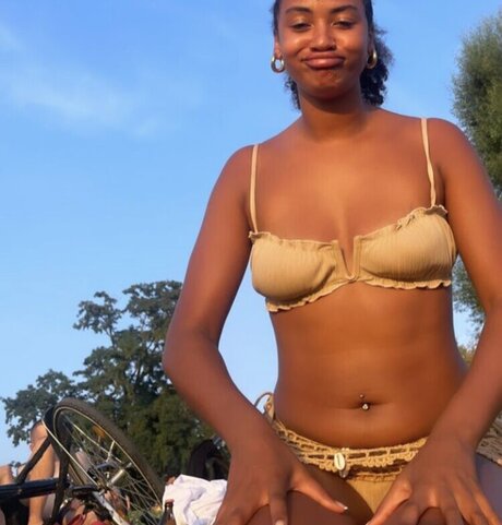 Shaggy Baggy onlyfans leaked.