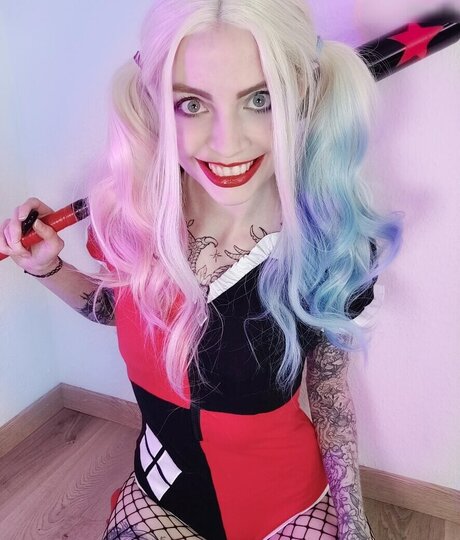 mara quinzel nude only fans