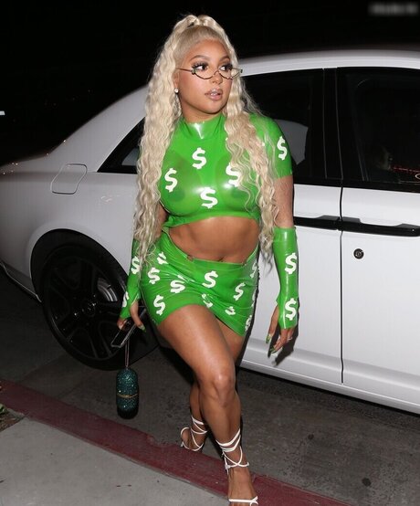 perfect feet onlyfans nice images