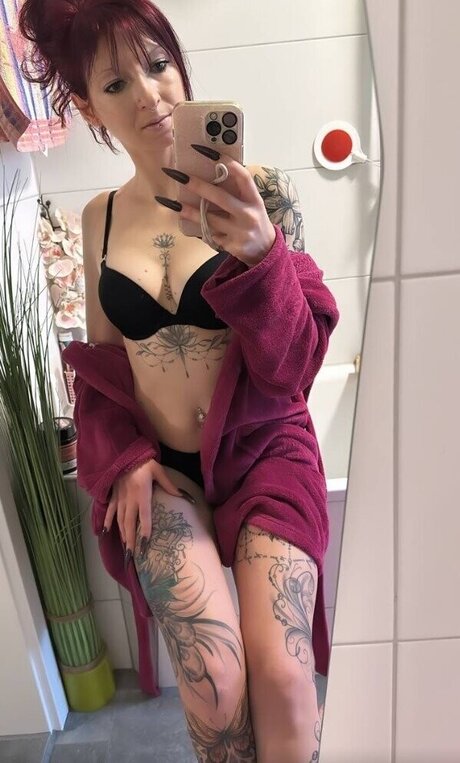 Nicole Anna onlyfans model