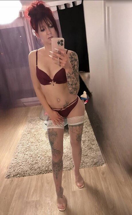 Nicole Anna onlyfans images