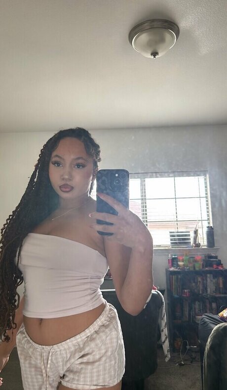 Maya Quinn onlyfans nude leak