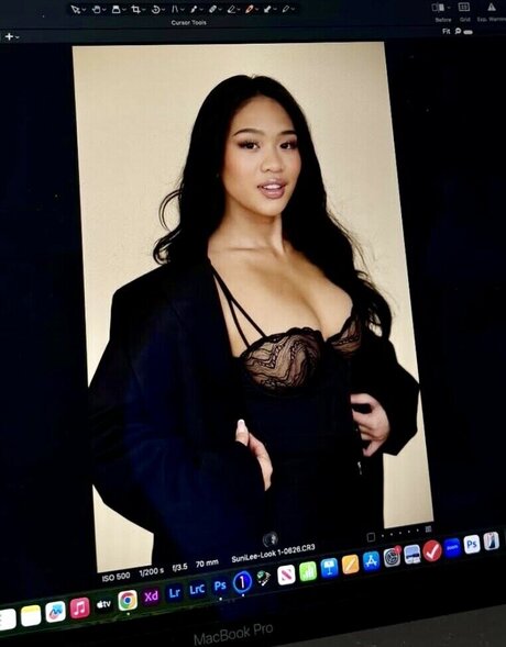 reverse gangbang onlyfans beautiful porn still