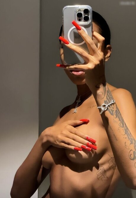 Aalishass Alishakone onlyfans leak