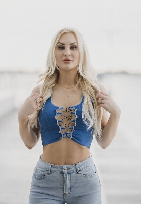 Giulie Hope Santana onlyfans naked leak