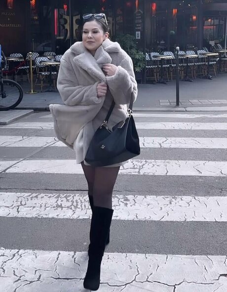 Celebrity Guilty Pleasures Underrated Women onlyfans leaked