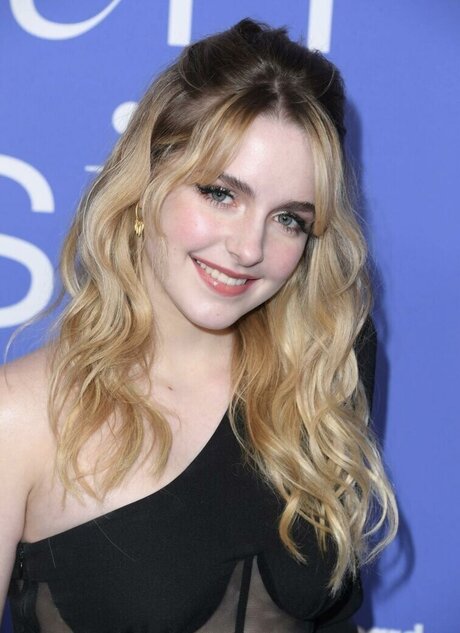 Mckenna Grace xxx only fans