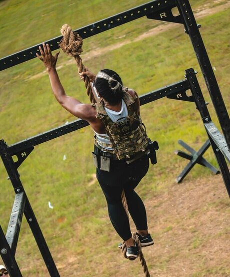 Tulsi Gabbard leaked onlyfans nudes