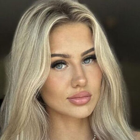 Caro Konrad onlyfans xx