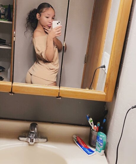 Hunnyduh onlyfans striptease