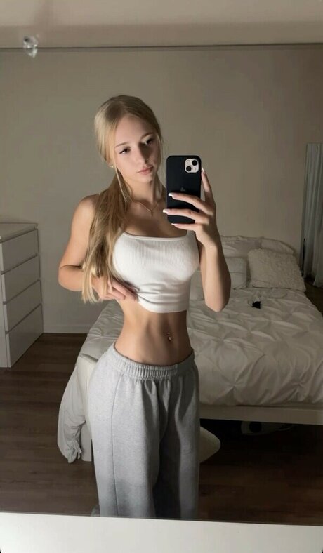 maya zrv onlyfans nudes leaked