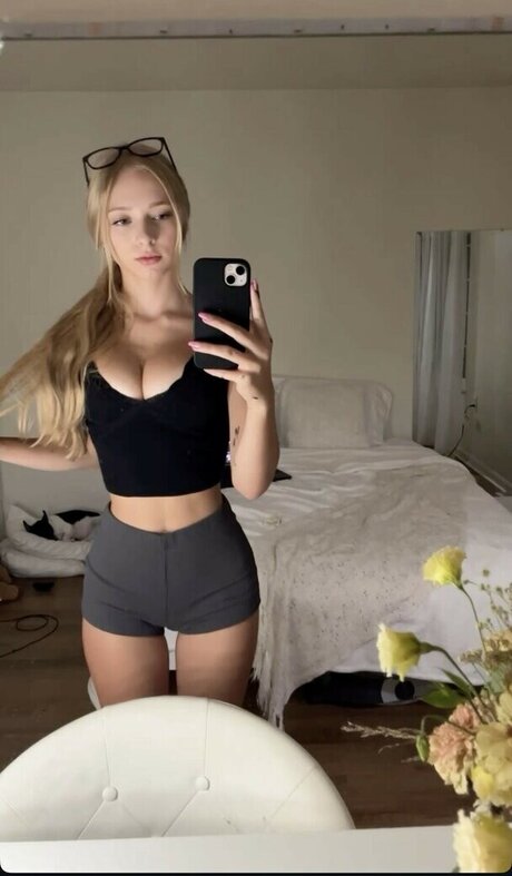 maya zrv onlyfans leak nude