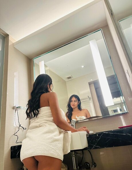 mom onlyfans top negative