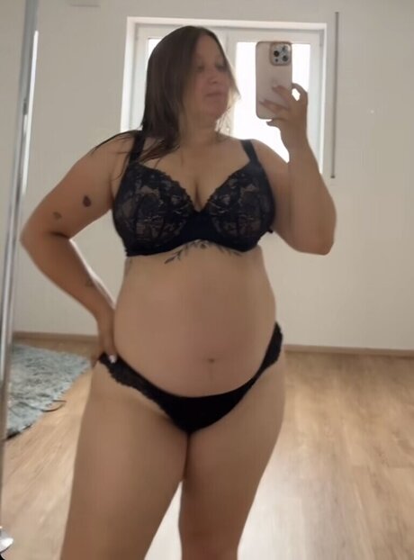 endlich zufrieden nude leaks onlyfans