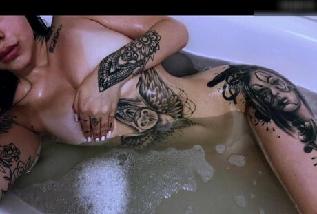 joi onlyfans exclusive image