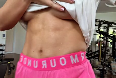 Lisavetazolotova onlyfans leams