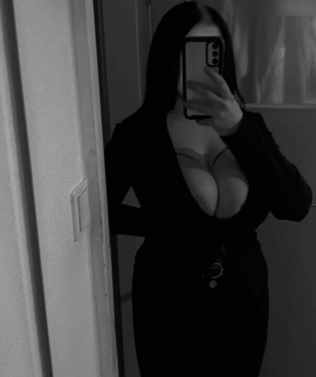 Schrpia_ onlyfans leaked photos