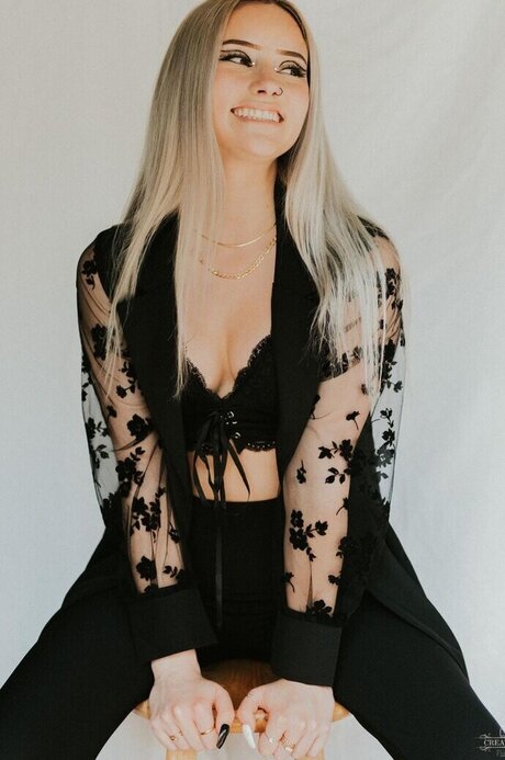 Megan Elizabeth onlyfans.